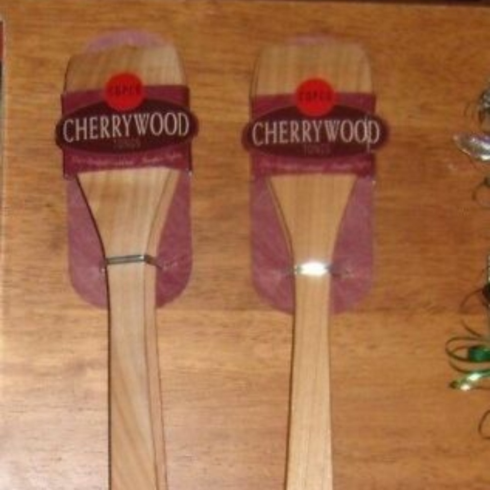 2 piece set cherry richly-grained hardwood Tongs